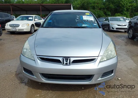 2007 Honda Accord 2.4 Se z USA, uszkodzony, nr VIN 1HGCM56337A213045
